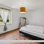 Urban Charm: Your Comfy Close To The Apartment *