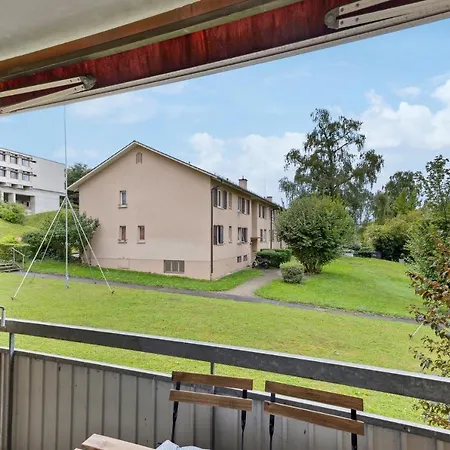 Urban Charm: Your Comfy Close To The Zurich