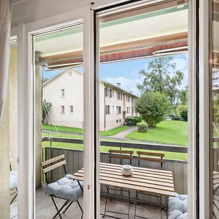Urban Charm: Your Comfy Close To The * Zürich